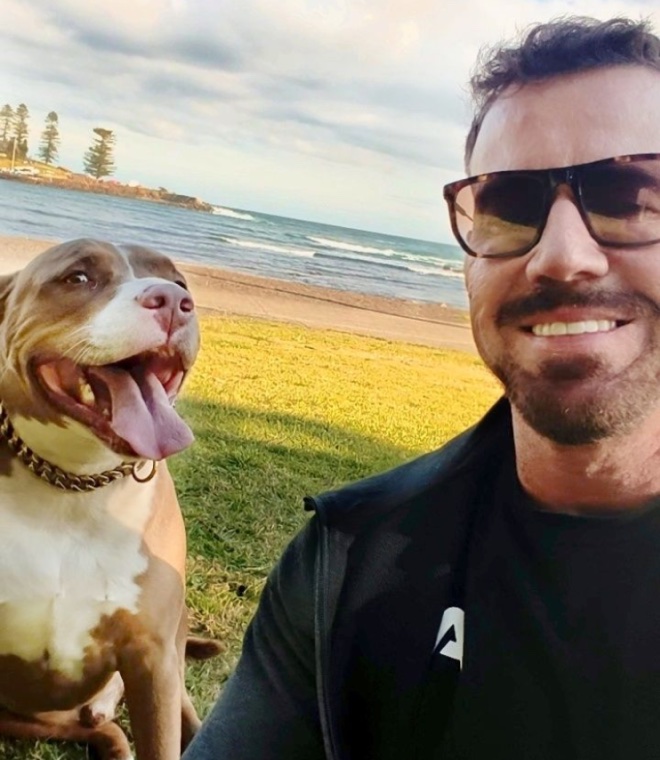 Simon Ward teaching and performing